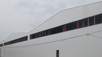 Production and warehouse building 2012
